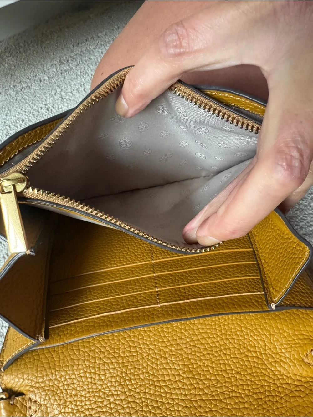 Tory Burch Pebbled Leather Crossbody Bag in Mustard Gold-Tone Logo